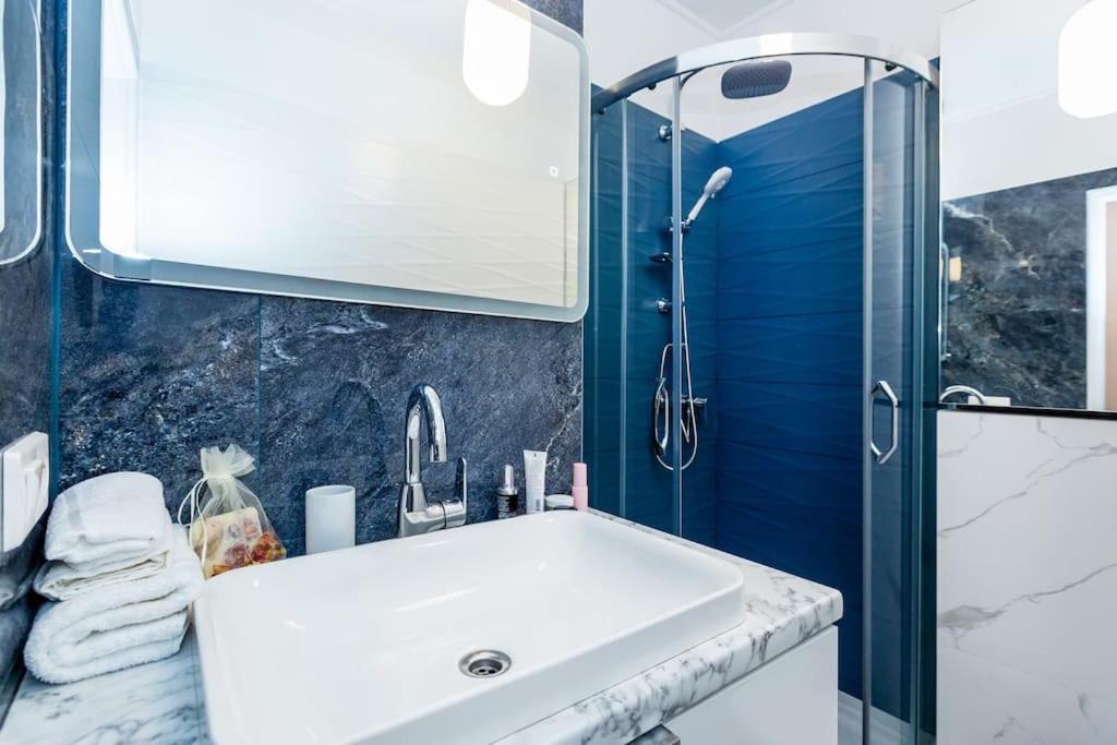 شقة Elegant, Comfortable In The Heart Of Warsaw! المظهر الخارجي الصورة