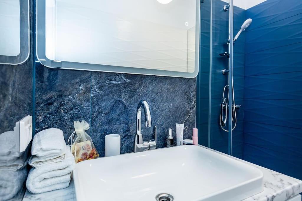 شقة Elegant, Comfortable In The Heart Of Warsaw! المظهر الخارجي الصورة