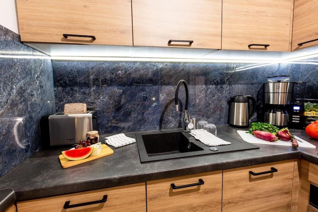 شقة Elegant, Comfortable In The Heart Of Warsaw! المظهر الخارجي الصورة